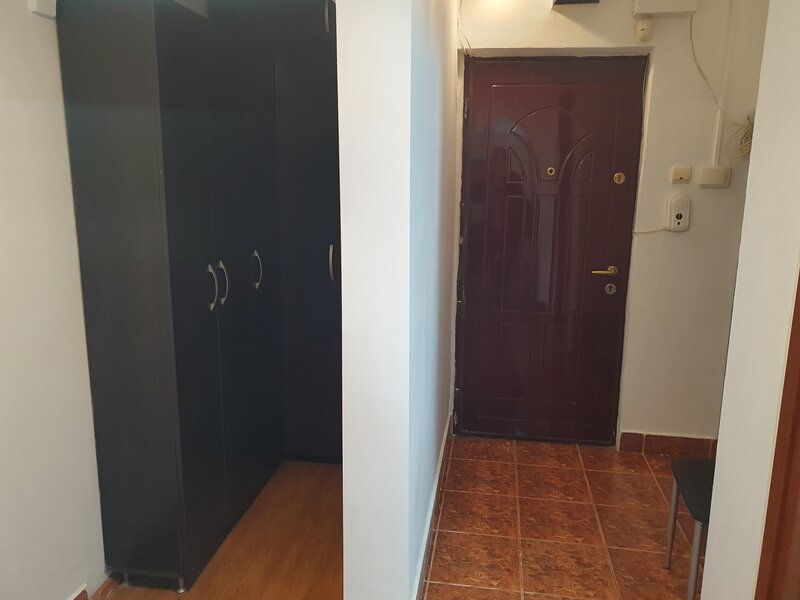 Drumul Taberei- Plaza- Vanzare 2 camere p/4 dec- reabilitat liber mobilat