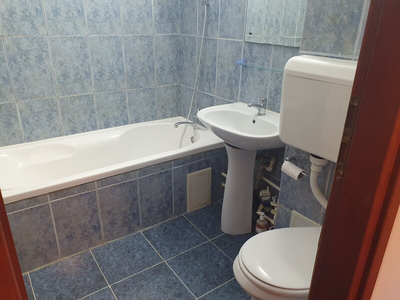 Drumul Taberei- Plaza- Vanzare 2 camere p/4 dec- reabilitat liber mobilat
